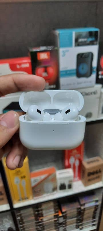 Wireless earphones 1