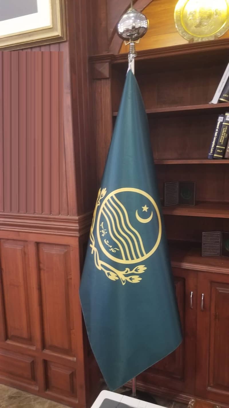 Indoor office Flag with Steel floor stand Pole, logo table flag + pole 16