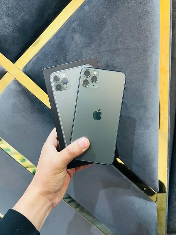 IPHONE 11 PRO MAX 256GB NON PTA FACTORY UNLOCKED WATER PACKED 0