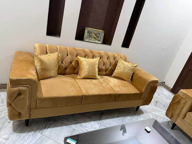 7 seater sofa set almost new 0