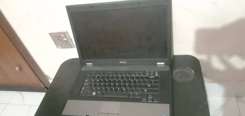 Dell latitude core i5 1generation 1