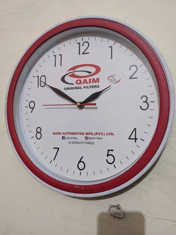 Apni company , office ya academy wagaira ki clocks hum se bunwaein 1