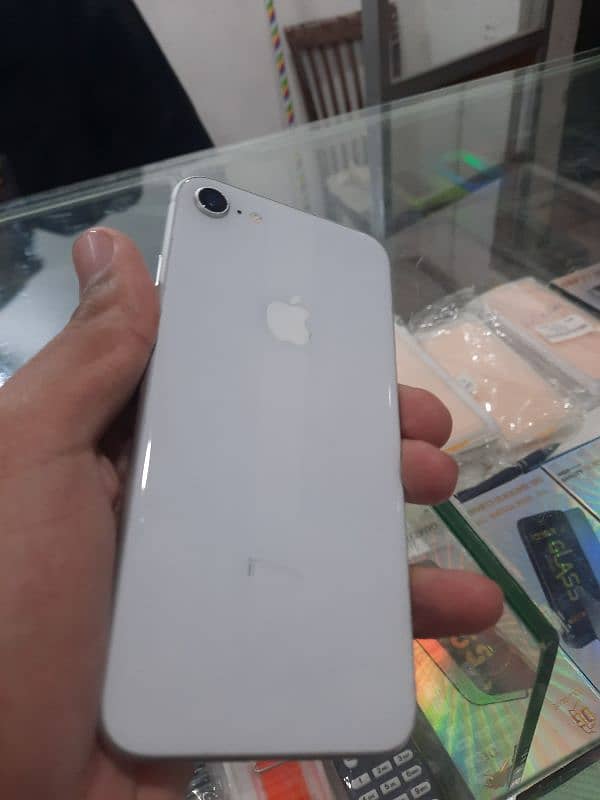 iPhone 8 non pta 2