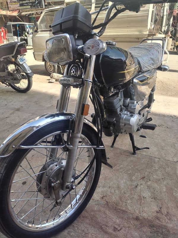 CG 125 special edition  Karachi number 2