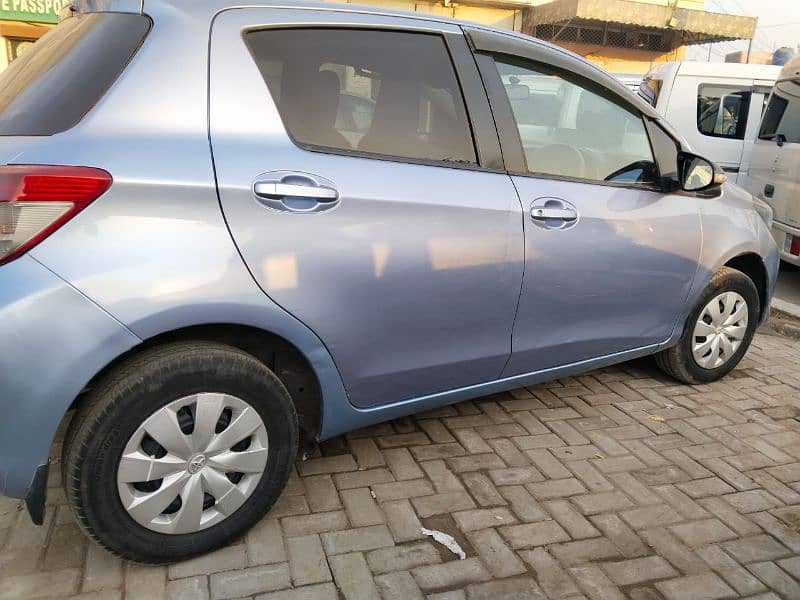 Toyota Vitz 2014 9