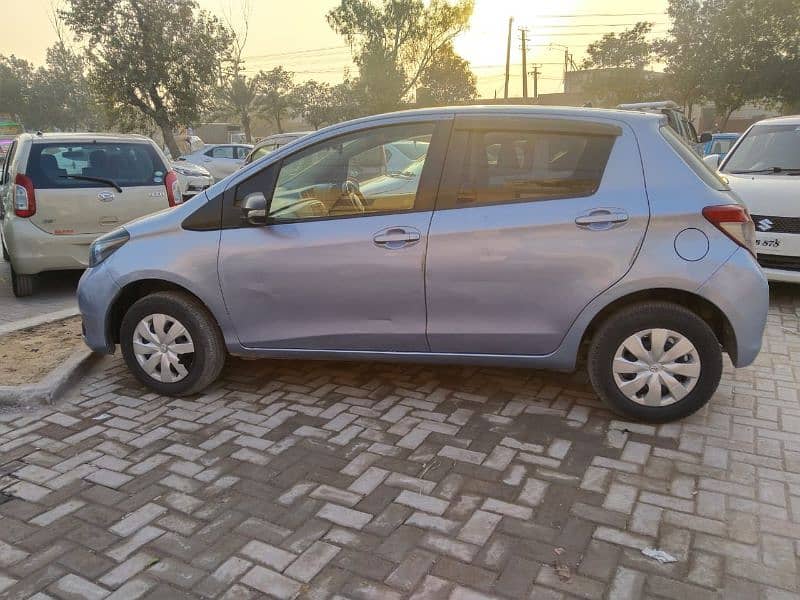 Toyota Vitz 2014 12