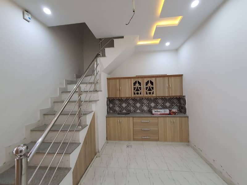 2 Marla Brand New House In Nishtar Colony 5