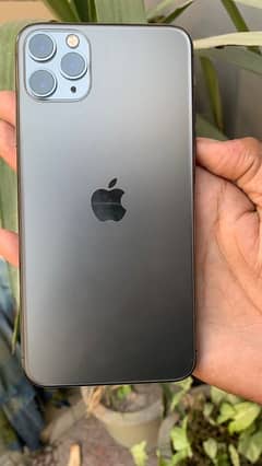 iPhone 11 pro max 256Gb Pta approved