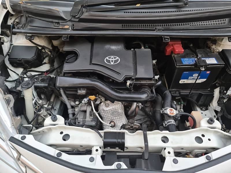 Toyota Vitz 2018 7