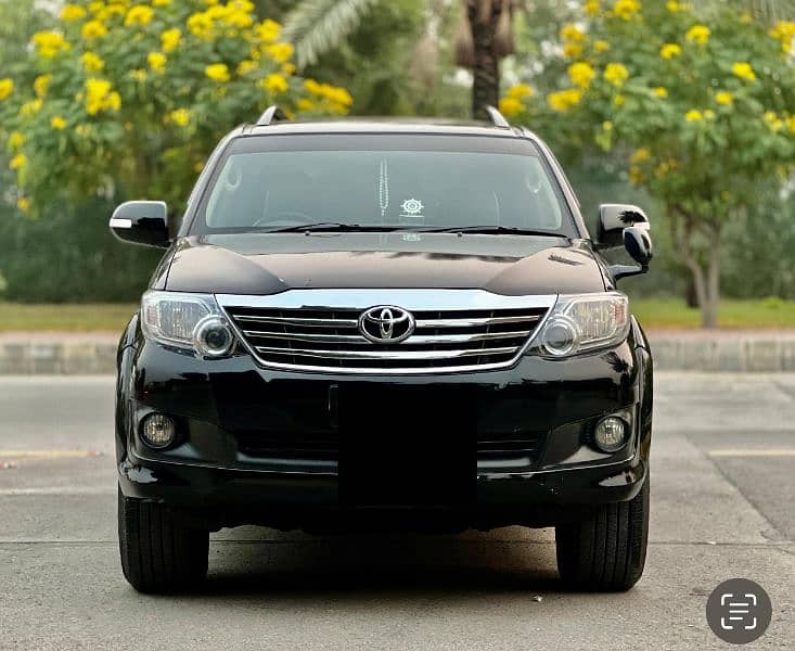 Fortuner 2.7 9