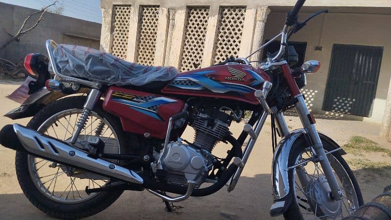 Honda 125 2024  for sale OR exchange with Suzuki gs150 2