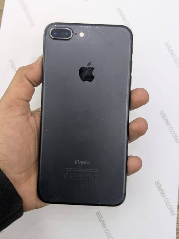 APPLE IPHONE 7 PLUS BLACK 3