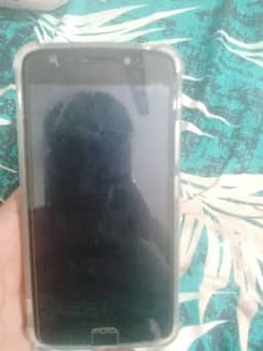 Motorola e4 sell 10/9.5 plz read description