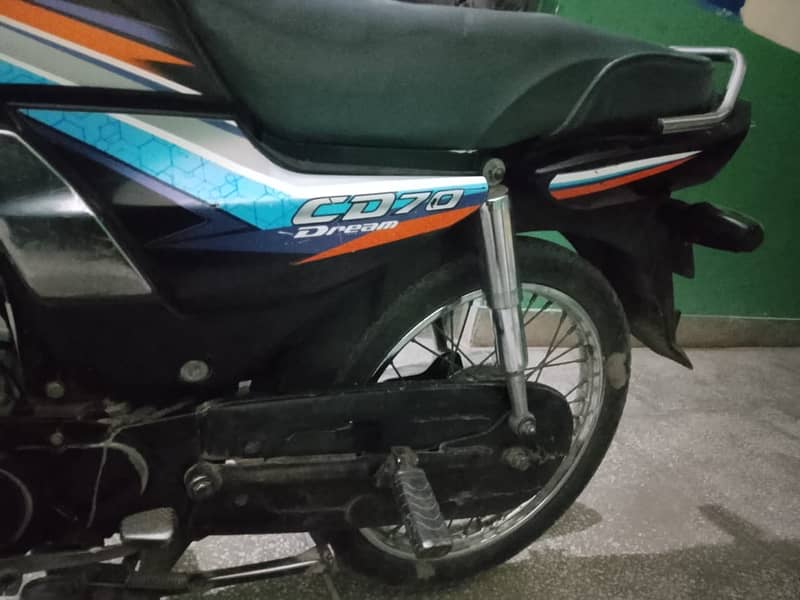 Honda CD 70 2018 6