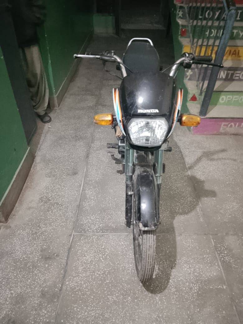 Honda CD 70 2018 13