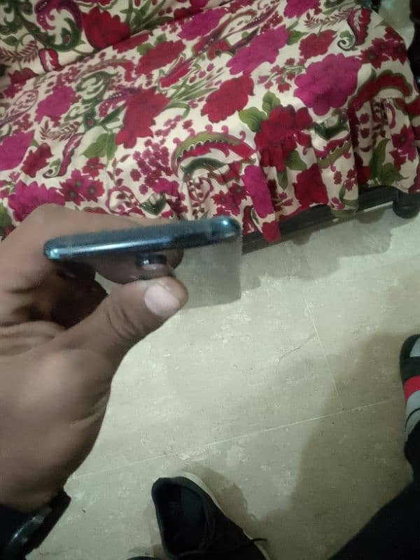 one plus 8pro urgent sale pta proved 6