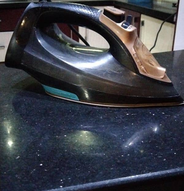 Phillips Steam Iron 0