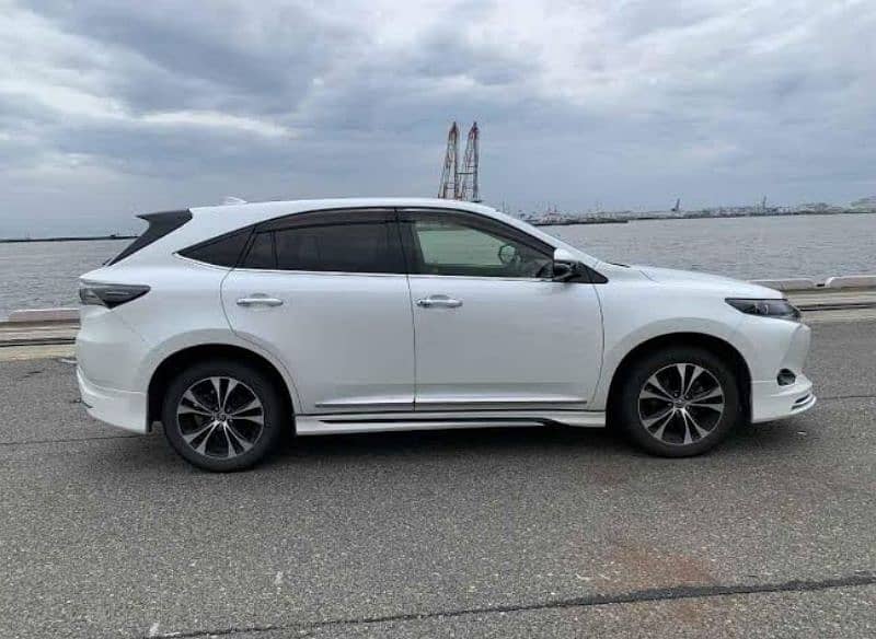 toyota harrier 2016 bumper,diggi/trunk,door,fender,lights 2