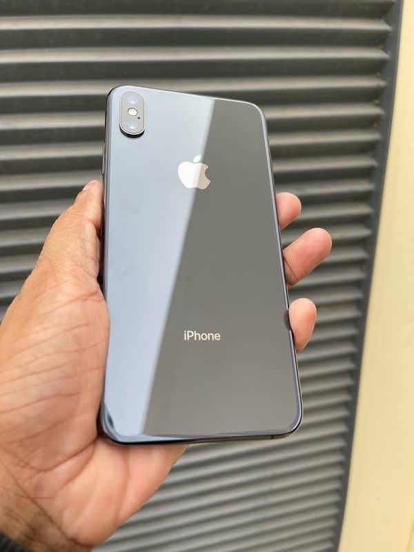 iPhone XS MAX 256GB PTA 1