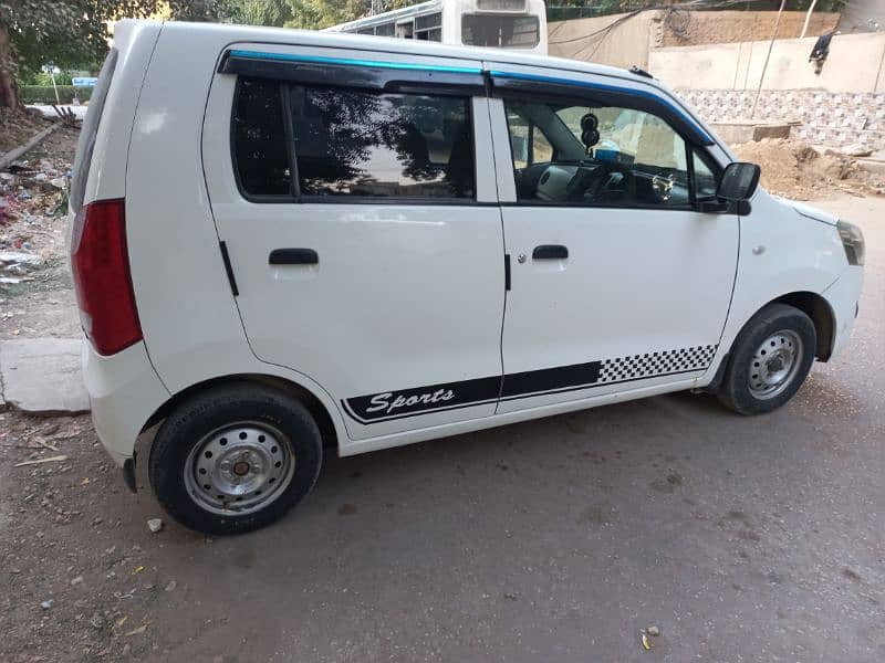 Suzuki Wagon R 2019 13