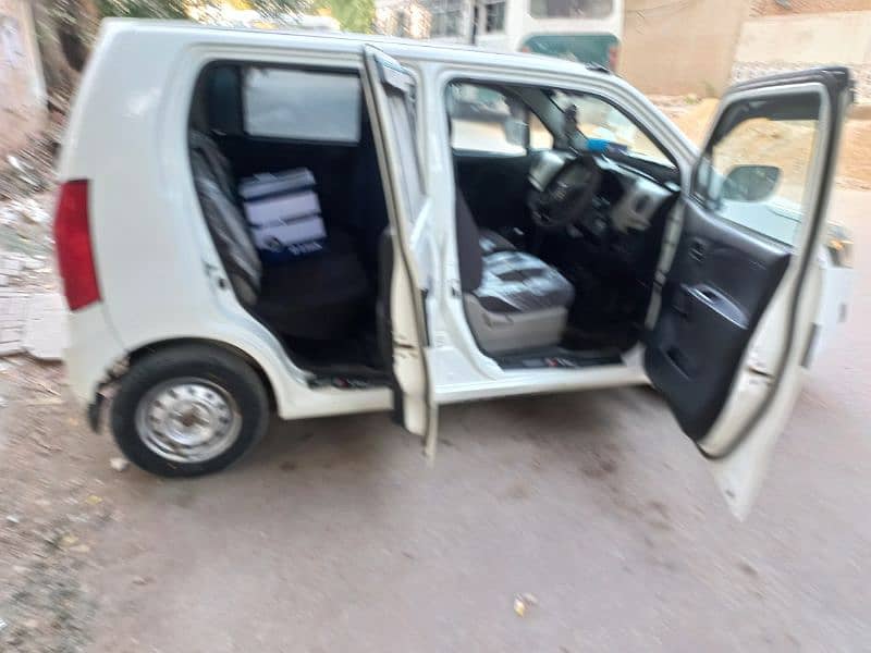 Suzuki Wagon R 2019 14