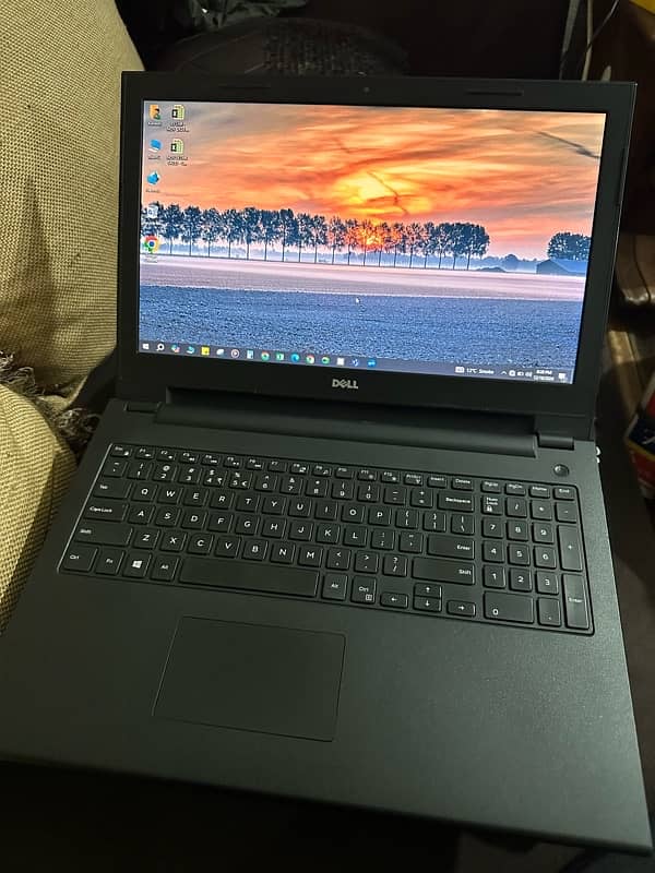 Dell Inspiron 15  3878 1