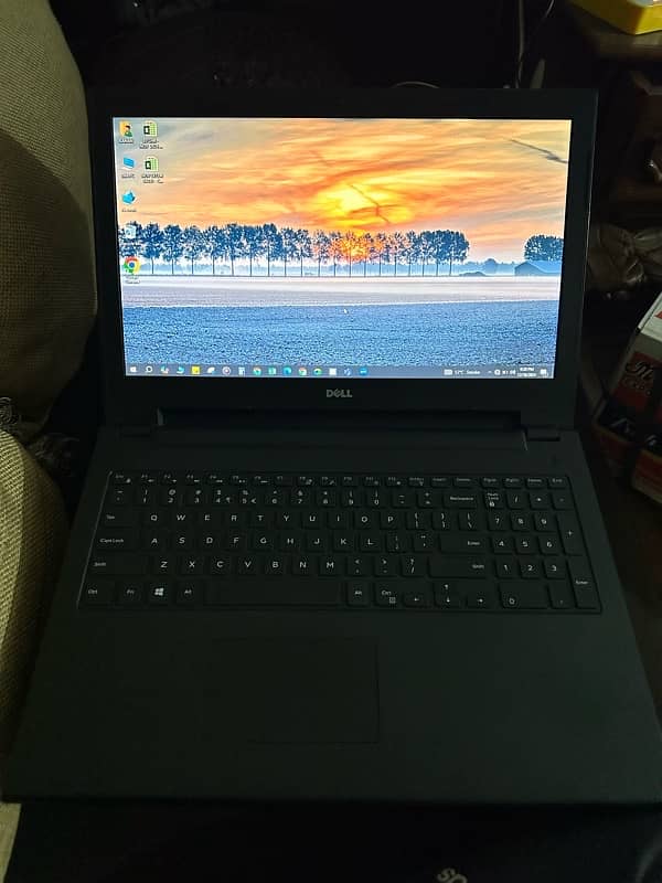 Dell Inspiron 15  3878 4