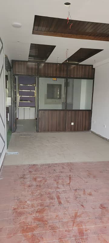 G/11 markaz new Plaza vip location 1st floor 858sq dubel office available for rent real piks 1