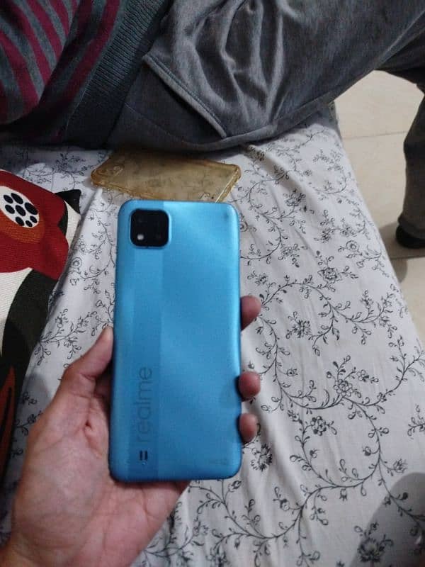 realme c11 4/64 0