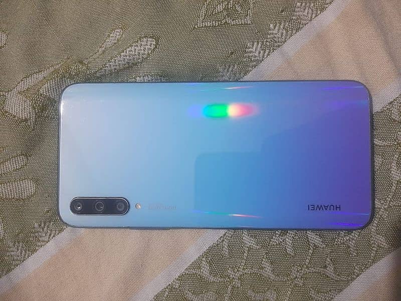 HUAWEI Y9s 6GB/128GB Good Condition 0