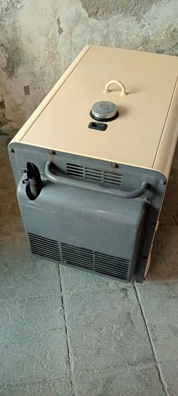 Gernator 5.2 KVA for urgent sale condition used  Contact 03064385036 2