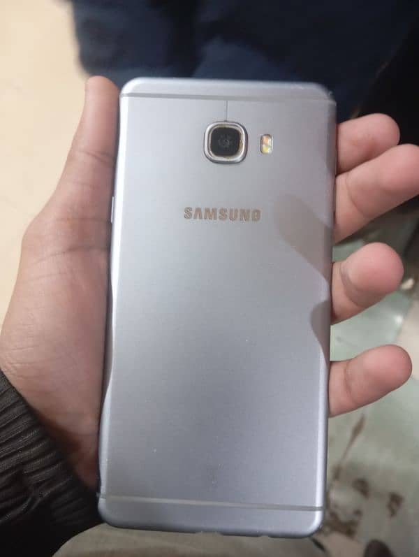 Samsung galaxy c7 7