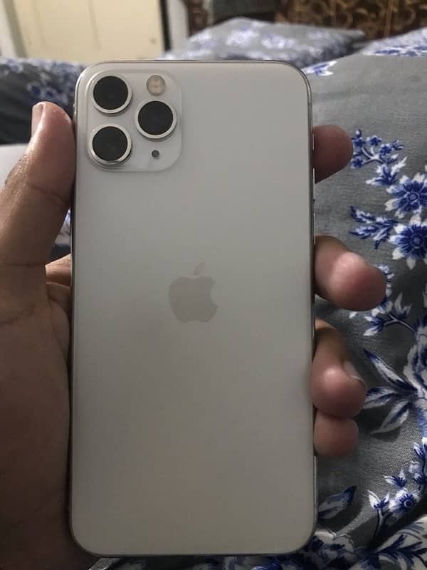 IPHONE 11 pro 2