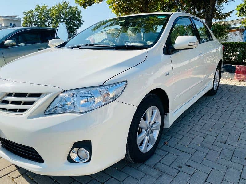 Toyota Corolla Altis SR Crustonic 1.8 2