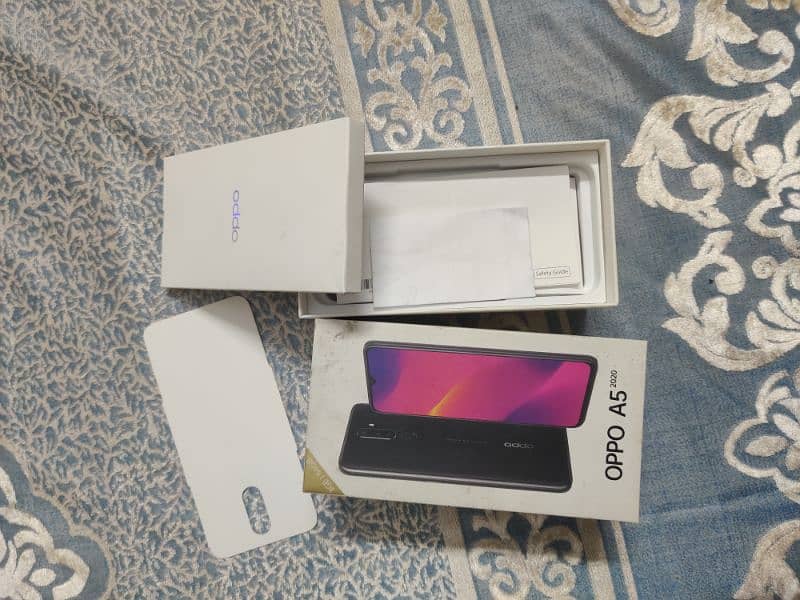 Oppo a5 2020, 3 64 gb , 10/ 10 condition,  no repair 5