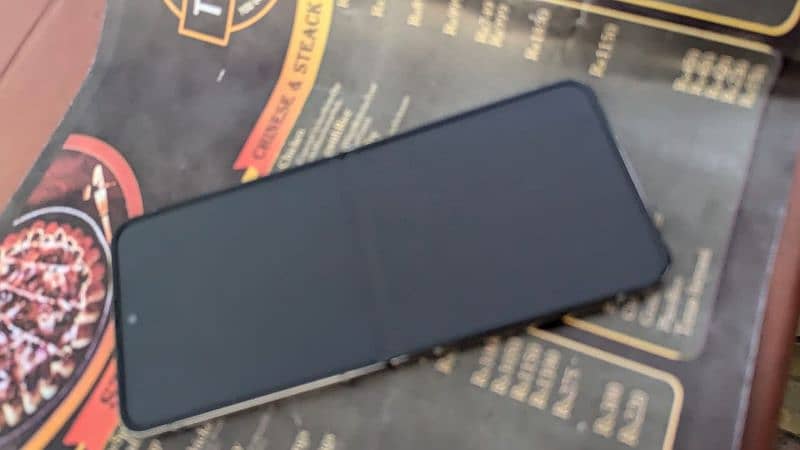 samsung Z Flip 4 non PTA 3