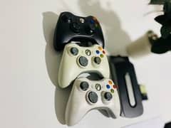 XBOX ASSESORIES AVAILABLE CONTROLLER LOADED HARDDRIVE WIRLESS CONTROLL