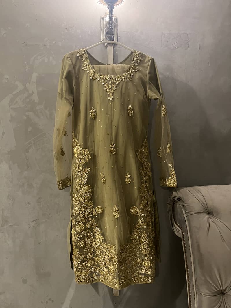 Dress for sale karachi only (size small) 0