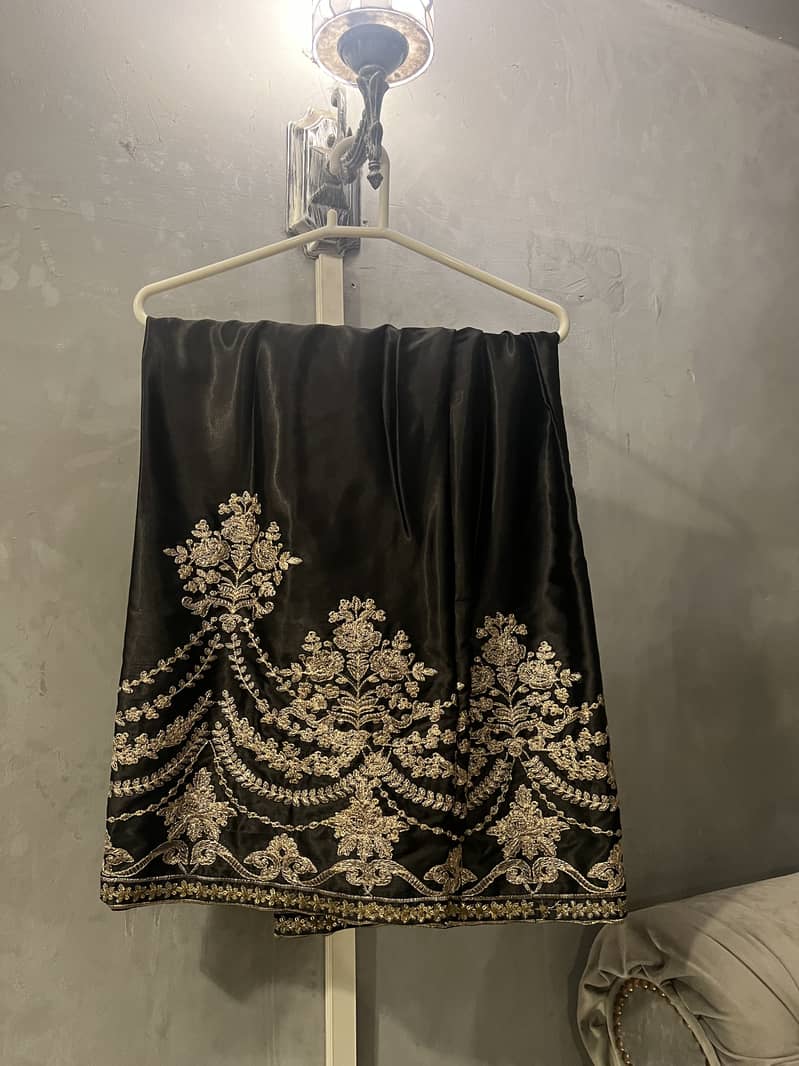 Dress for sale karachi only (size small) 6