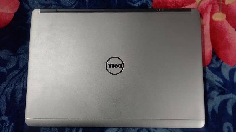 Dell Laptop Latitude E7440 i5  4th Generation 5