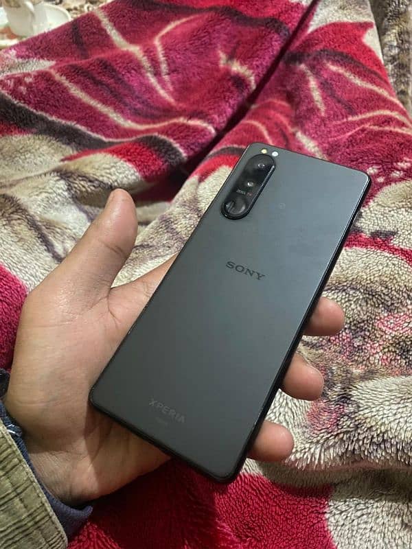 Sony Xperia 5 Mark 3  8/128 15