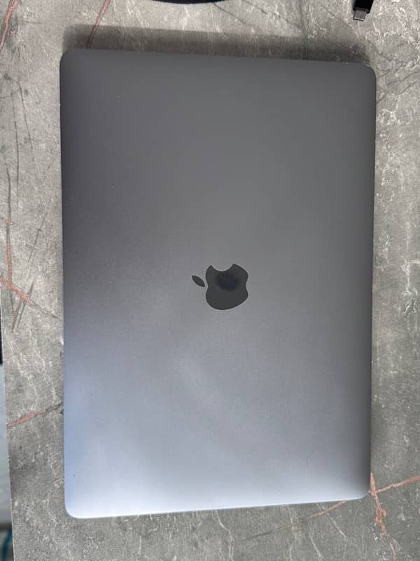 MacBook Pro 2019 | Core i5 | 16GB RAM | 256GB SSD | 13-INC - Excellent 0