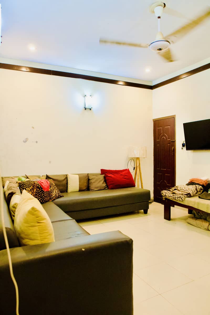 120 Sq yards Portion Korangi 5