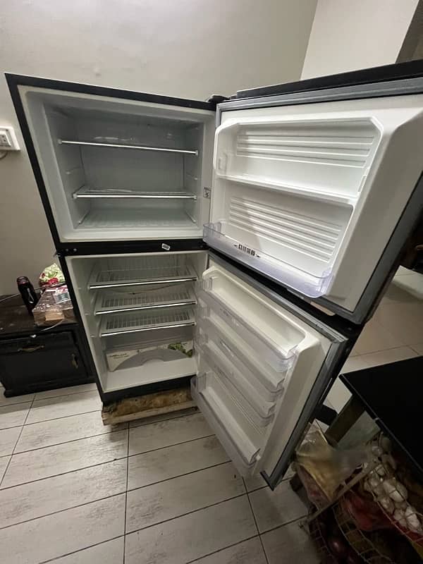 Dawlance Refrigerator 11cft 10