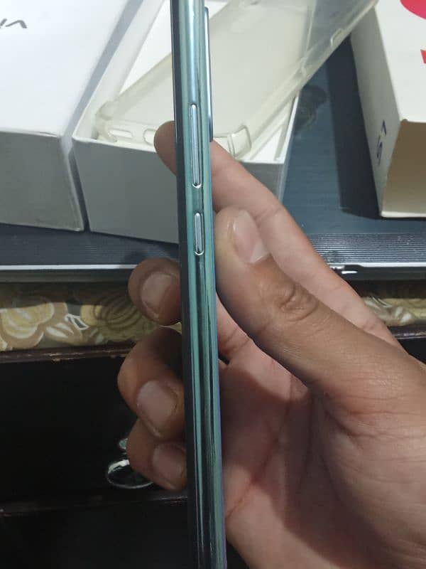 vivo s1 10 by 10 condition ram 128gb rom 6gb 6