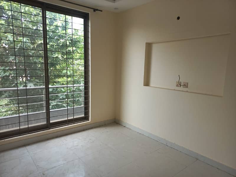 5 Marla house for rent Bijli Pani gas available in DHA Rahbar 11 sector 2 defence Road Lahore 3