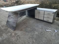 Brand new office table 20%discunt home delivery available