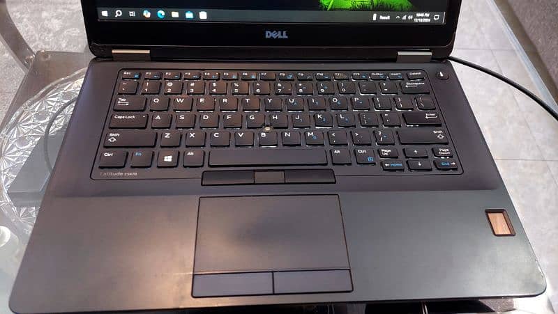 DELL Laptop, DESKTOP-V52MHQB. 2