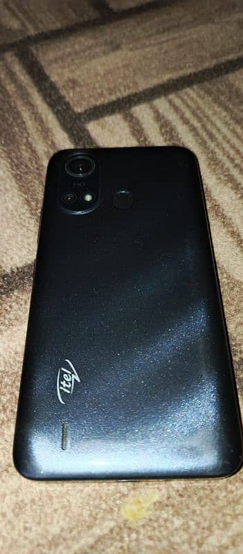 itel a49 play 10by10 condition with box and charger 2