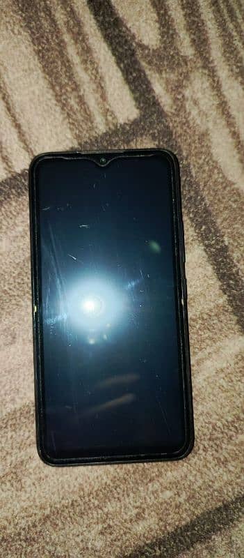 itel a49 play 10by10 condition with box and charger 4